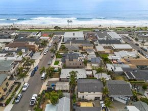 152 Redwood Avenue, Carlsbad CA 92008