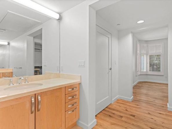 5410 La Jolla Boulevard A102, La Jolla (san Diego) CA 92037