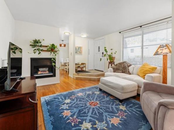 4051 Fanuel 8, San Diego CA 92109