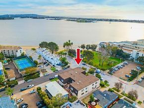 4051 Fanuel 8, San Diego CA 92109