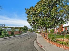 8068 El Manor, Westchester (los Angeles) CA 90045