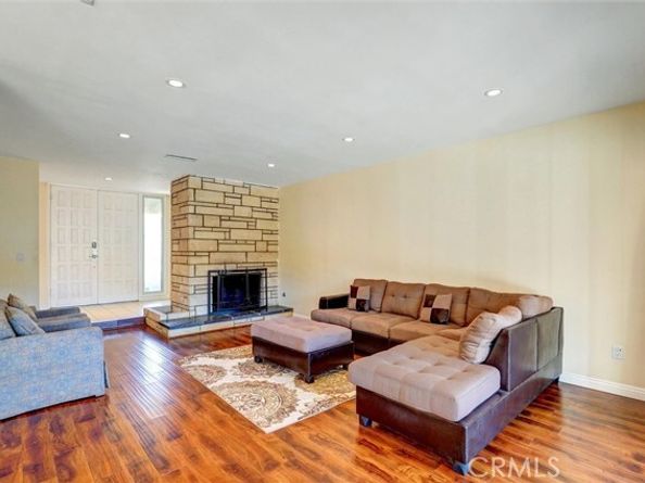 10401 Hanna, Chatsworth (los Angeles) CA 91311