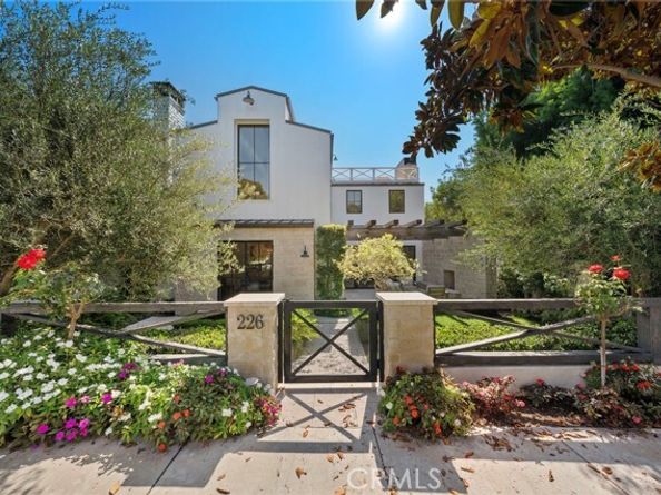226 Poinsettia Avenue, Corona Del Mar (newport Beach) CA 92625