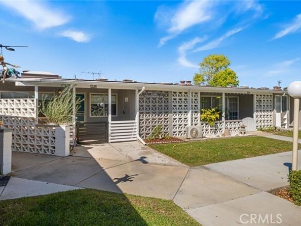 13741 Thunderbird Drive 47L, Seal Beach CA 90740