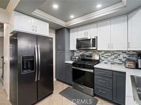 2443 Deodar Street 2, Santa Ana CA 92705