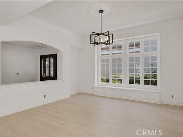 19371 Woodlands, Huntington Beach CA 92648