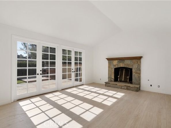 19371 Woodlands, Huntington Beach CA 92648