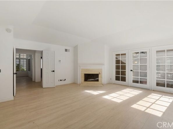 19371 Woodlands, Huntington Beach CA 92648