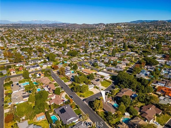 13382 Mount Hood Drive, Tustin CA 92705