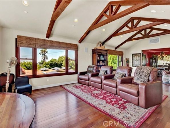 1532 Kensing Lane, Tustin CA 92705