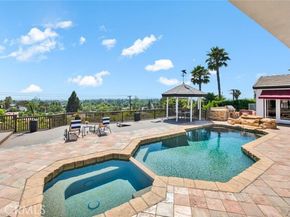 1532 Kensing Lane, Tustin CA 92705