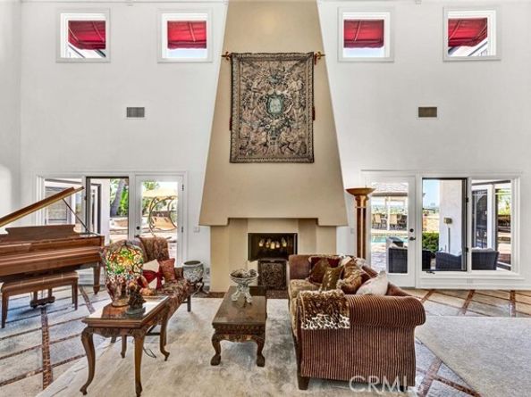 1532 Kensing Lane, Tustin CA 92705