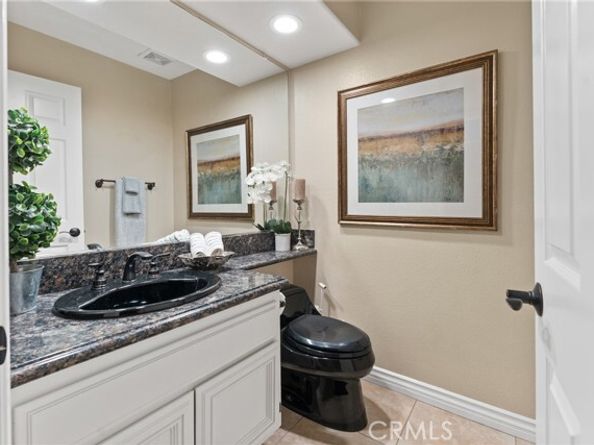 530 S Laureltree Drive, Anaheim CA 92808