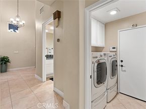 530 S Laureltree Drive, Anaheim CA 92808