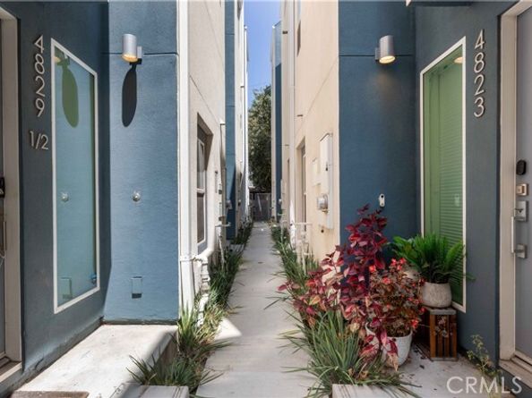 4831 Craner Avenue, North Hollywood (los Angeles) CA 91601