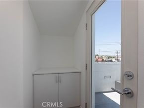 4831 Craner Avenue, North Hollywood (los Angeles) CA 91601
