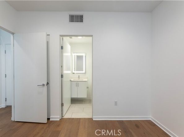 4831 Craner Avenue, North Hollywood (los Angeles) CA 91601