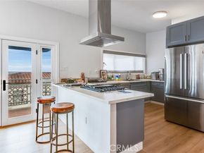 124 11th, Manhattan Beach CA 90266