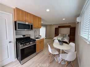6161 Orange Avenue, Long Beach CA 90805