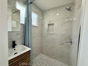 6161 Orange Avenue, Long Beach CA 90805