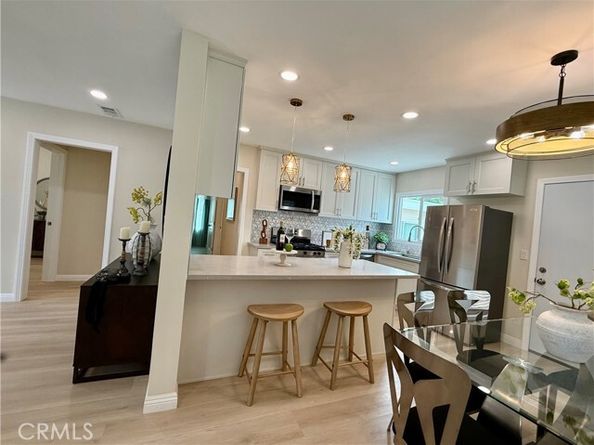 6161 Orange Avenue, Long Beach CA 90805
