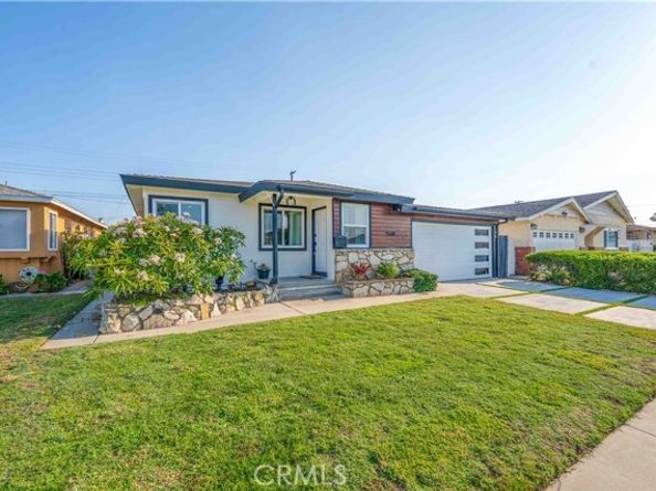 534 W 224th Place, Carson CA 90745