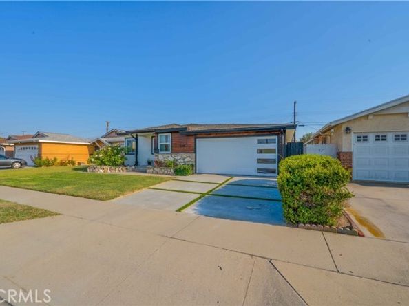 534 W 224th Place, Carson CA 90745