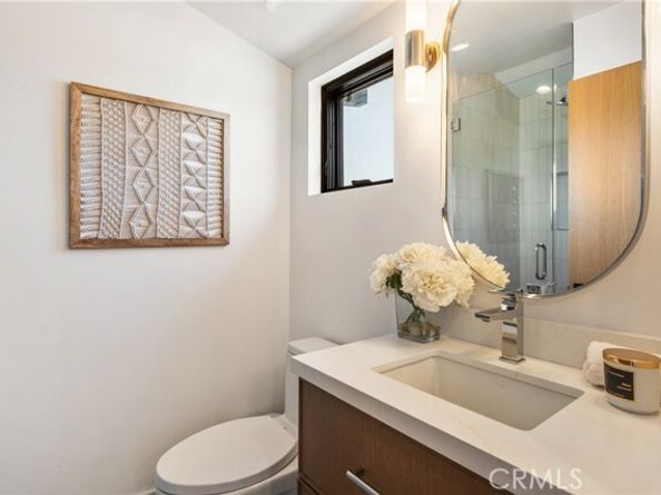 521 Iris Avenue, Corona Del Mar (newport Beach) CA 92625