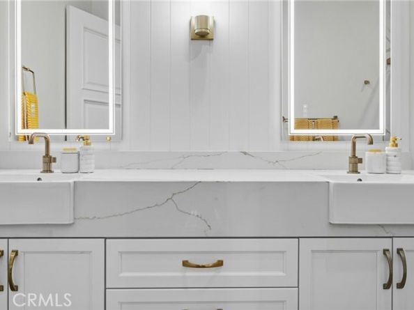 1835 Pandora Avenue 402, Los Angeles CA 90025