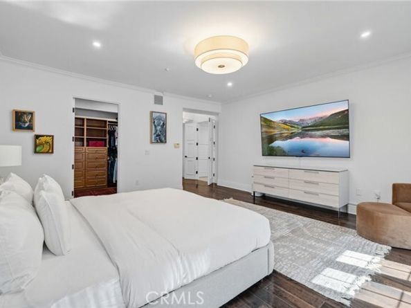 1835 Pandora Avenue 402, Los Angeles CA 90025