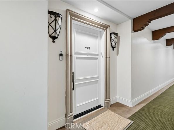 1835 Pandora Avenue 402, Los Angeles CA 90025