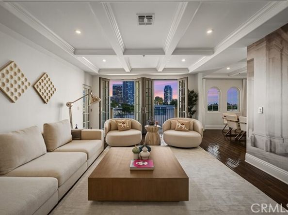 1835 Pandora Avenue 402, Los Angeles CA 90025