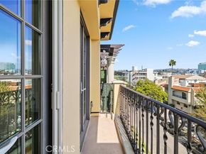 1835 Pandora Avenue 402, Los Angeles CA 90025
