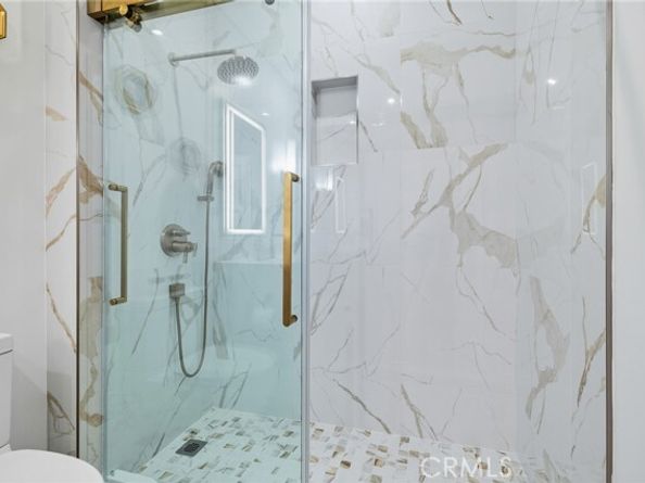 1835 Pandora Avenue 402, Los Angeles CA 90025