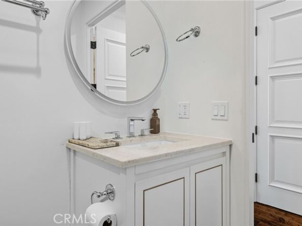1835 Pandora Avenue 402, Los Angeles CA 90025