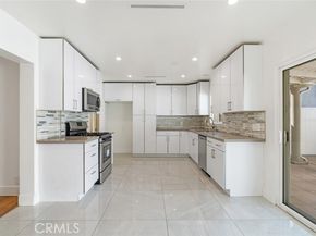 6015 Laurelgrove, North Hollywood (los Angeles) CA 91606