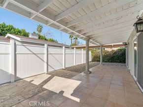 6015 Laurelgrove, North Hollywood (los Angeles) CA 91606