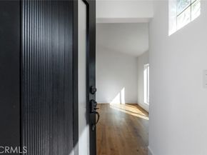 6015 Laurelgrove, North Hollywood (los Angeles) CA 91606