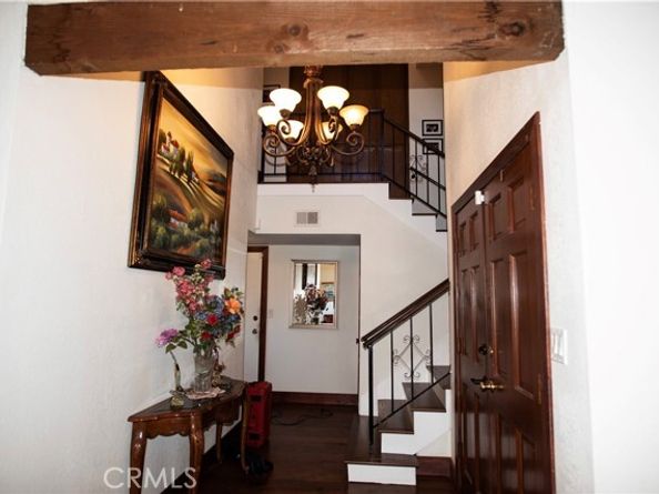 10451 Ormond Street, Burbank CA 91040
