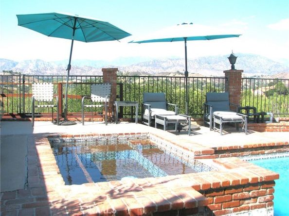 10451 Ormond Street, Burbank CA 91040