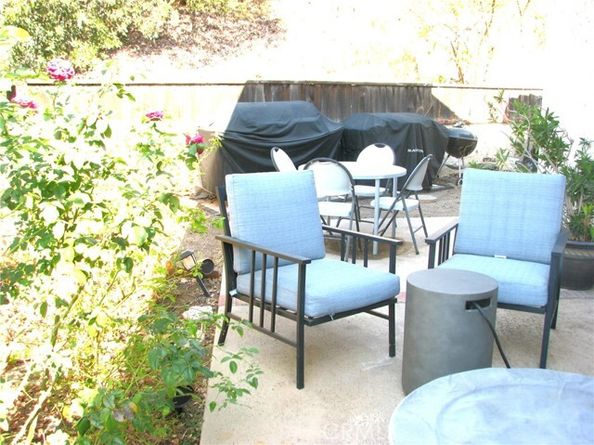 10451 Ormond Street, Burbank CA 91040