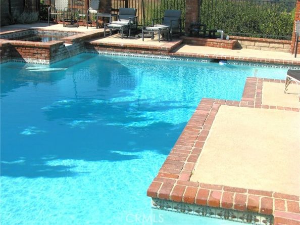 10451 Ormond Street, Burbank CA 91040
