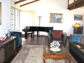 10451 Ormond Street, Burbank CA 91040