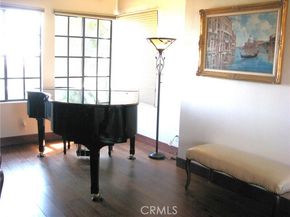 10451 Ormond Street, Burbank CA 91040