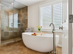 19523 Ballinger Street, Northridge (los Angeles) CA 91324