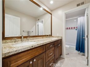 19523 Ballinger Street, Northridge (los Angeles) CA 91324