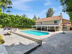 19523 Ballinger Street, Northridge (los Angeles) CA 91324