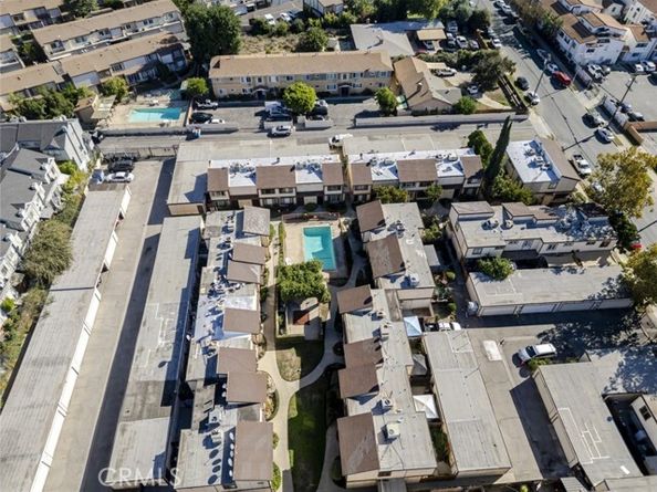 9318 Van Nuys Boulevard 26, Panorama City (los Angeles) CA 91402