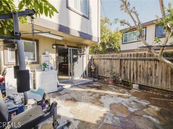 9318 Van Nuys Boulevard 26, Panorama City (los Angeles) CA 91402