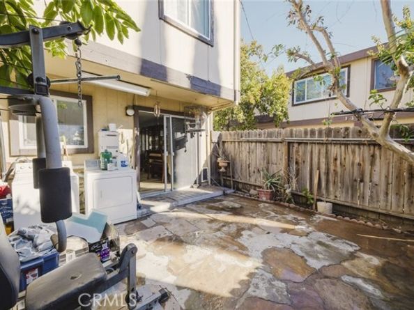 9318 Van Nuys Boulevard 26, Panorama City (los Angeles) CA 91402